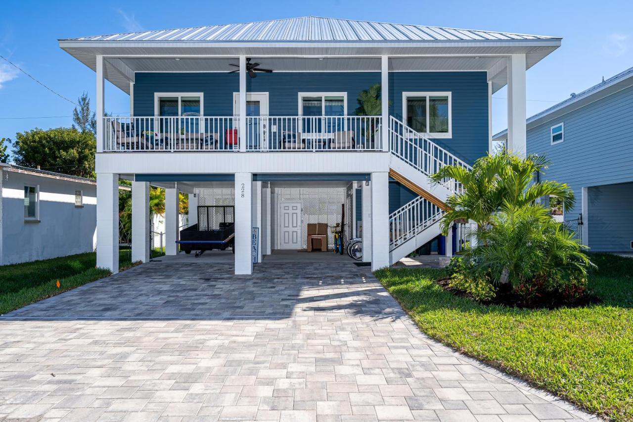 Beautiful New Build Private Pool Home On The North End Of Fort Myers Beach! Home Bagian luar foto